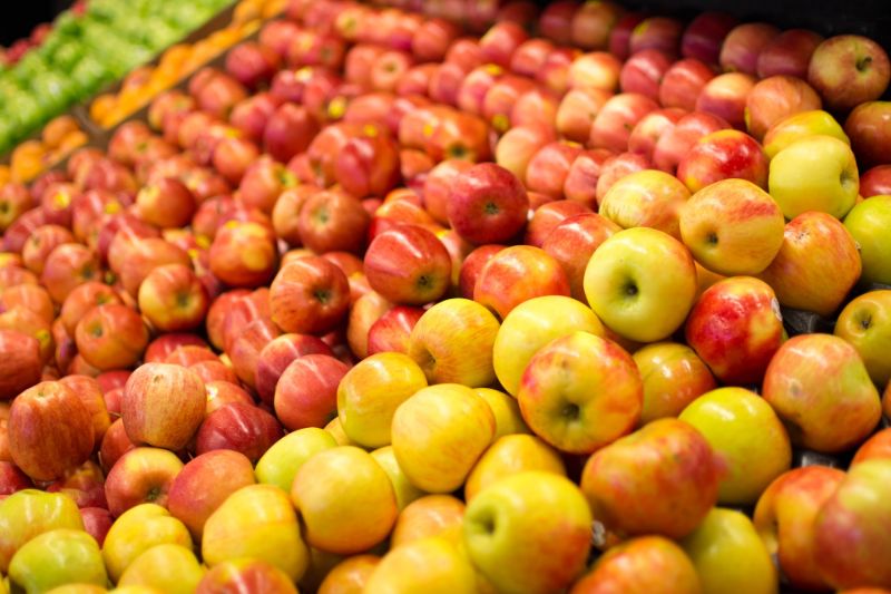 Artificial Wax on Apples