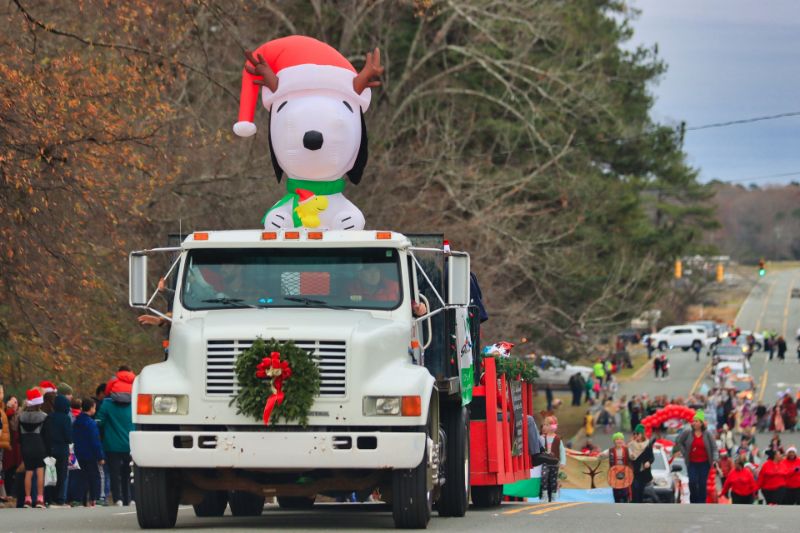 Snoopy Christmas Parade